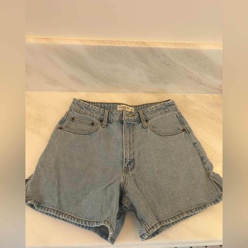 Abercrombie dad shorts